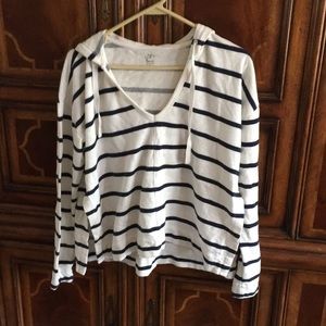 Beachy Cute Hooded pullover beach sweatshirt Loft